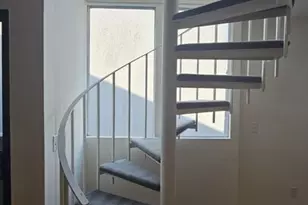 1940 N Highland Ave, Los Angeles, CA 90068 - Photo 26