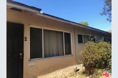 718 S Flower St, Inglewood, CA 90301 - Photo 4