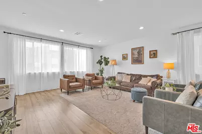 924 E 3rd St, Santa Ana, CA 92701 - Photo 16
