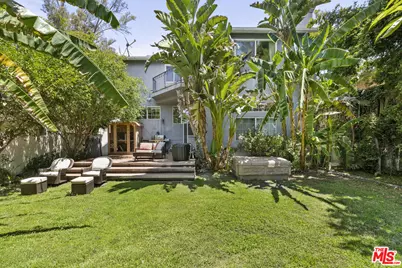 4555 Don Pio Dr, Los Angeles, CA 91364 - Photo 42