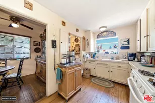 10866 Kingsland St, Los Angeles, CA 90034 - Photo 38