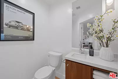 4207 Don Alanis Pl, Los Angeles, CA 90008 - Photo 20