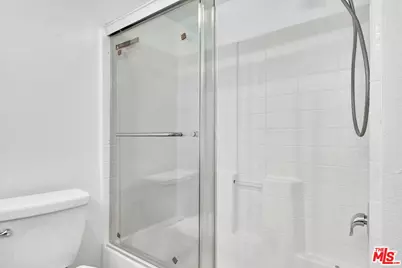 4501 Cedros Ave #206, Sherman Oaks, CA 91403 - Photo 14