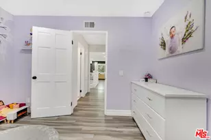 24550 Gardenstone Ln, Los Angeles, CA 91307 - Photo 32