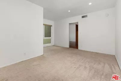 3407 Huxley St #29, Los Angeles, CA 90027 - Photo 8