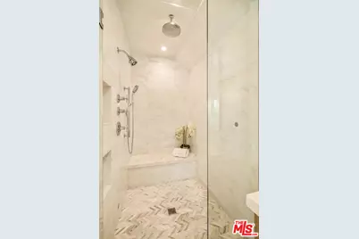 4210 Bellaire Ave, Los Angeles, CA 91604 - Photo 22