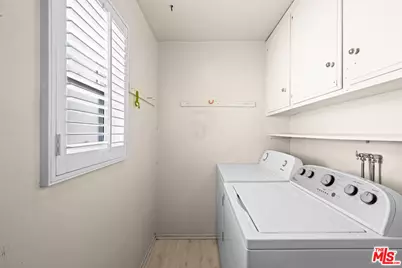 6217 Randi Ave, Woodland Hills, CA 91367 - Photo 16