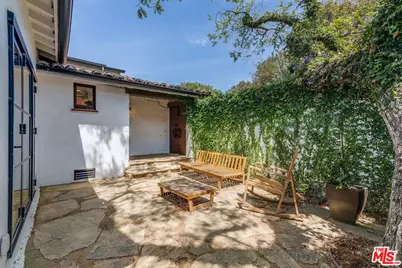 10385 Ilona Ave, Los Angeles, CA 90064 - Photo 4