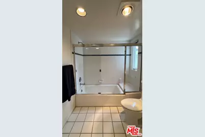807 21st St #3, Santa Monica, CA 90403 - Photo 22