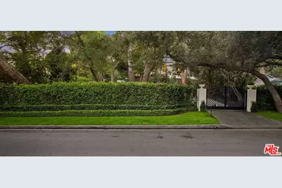 943 Moraga Dr, Los Angeles, CA 90049 - Photo 24