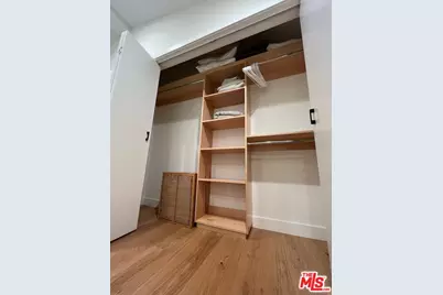 4251 S Centinela Ave, Los Angeles, CA 90066 - Photo 10