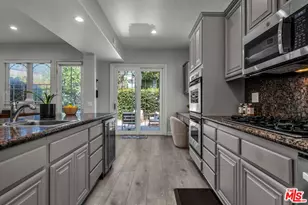928 Harbor Crossing Ln, Los Angeles, CA 90292 - Photo 20