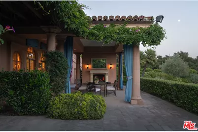 660 Buena Vista Dr, Montecito, CA 93108 - Photo 20