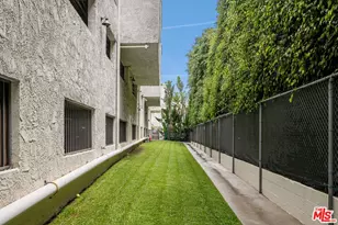 1230 Horn Ave, West Hollywood, CA 90069 - Photo 20