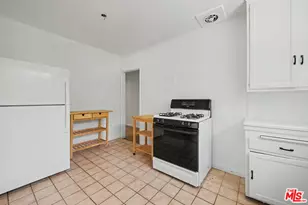 10328 Louisiana Ave, Los Angeles, CA 90025 - Photo 18