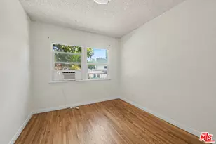 10328 Louisiana Ave, Los Angeles, CA 90025 - Photo 26