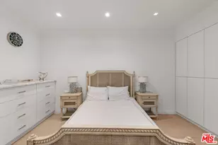 300 N Swall Dr, Beverly Hills, CA 90211 - Photo 20