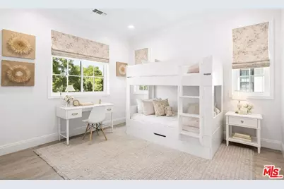 11380 Waterford St, Los Angeles, CA 90049 - Photo 16