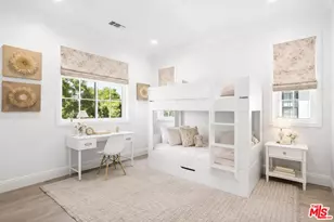 11380 Waterford St, Los Angeles, CA 90049 - Photo 16