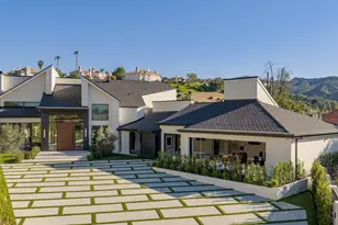 19378 Lemmer Dr, Tarzana, CA 91356 - Photo 42