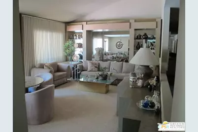 1586 S San Mateo Dr, Palm Springs, CA 92264 - Photo 2