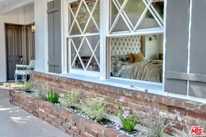 11023 Wrightwood Pl, Los Angeles, CA 91604 - Photo 38