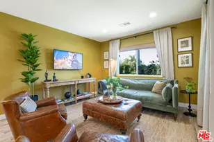 5919 Encino Ave, Los Angeles, CA 91316 - Photo 24