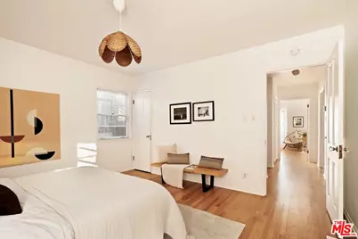3940 Prospect Ave, Los Angeles, CA 90027 - Photo 32