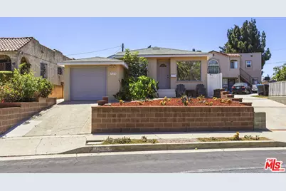 719 N Cabrillo Ave, Los Angeles, CA 90731 - Photo 2