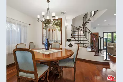 2026 Greenfield Ave, Los Angeles, CA 90025 - Photo 8