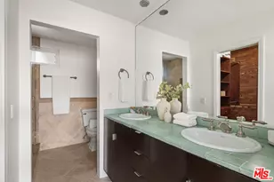 1127 9th St, Santa Monica, CA 90403 - Photo 22