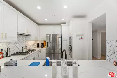 1000 E Ocean Blvd #104, Long Beach, CA 90802 - Photo 10
