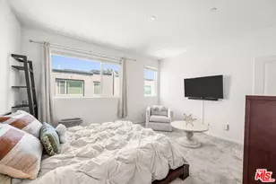 8408 N Fresco Way, Northridge, CA 91325 - Photo 14