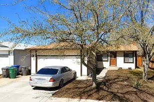 2209 Rosewood Ave, Lancaster, CA 93535 - Photo 1