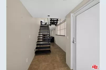 4015 Ocean Dr, Oxnard, CA 93035 - Photo 2