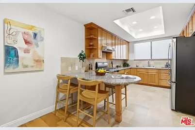 234 S Tower Dr #3, Beverly Hills, CA 90211 - Photo 6