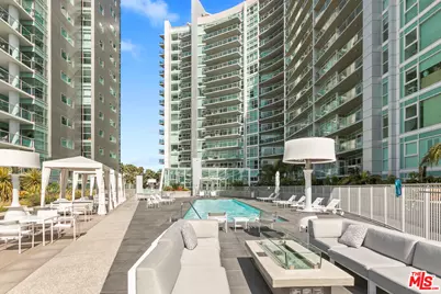 13600 Marina Pointe Dr #1704, Marina del Rey, CA 90292 - Photo 26