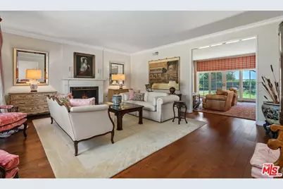 2720 Aqua Verde Cir, Los Angeles, CA 90077 - Photo 4