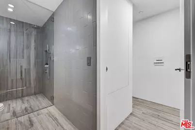 8526 Hollywood Blvd, Los Angeles, CA 90069 - Photo 40