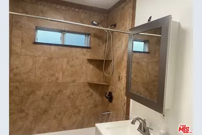 5338 W 119th St, Inglewood, CA 90304 - Photo 12