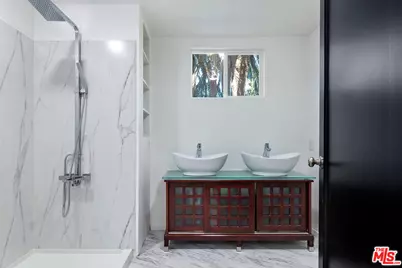 1315 17th St, Manhattan Beach, CA 90266 - Photo 26