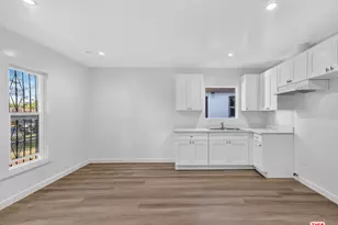 1046 W 83rd St, Los Angeles, CA 90044 - Photo 6