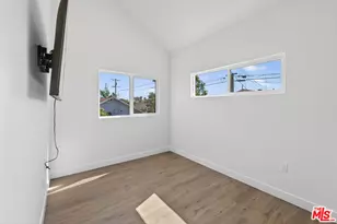 678 E 45th St, Los Angeles, CA 90011 - Photo 28