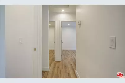 6112 Saturn St, Los Angeles, CA 90035 - Photo 52