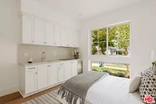 2803 Cardiff Ave, Los Angeles, CA 90034 - Photo 12