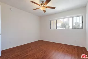 344 S Hobart Blvd, Los Angeles, CA 90020 - Photo 8