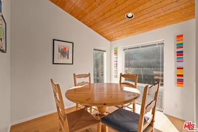 26207 Ingleside Way, Malibu, CA 90265 - Photo 20