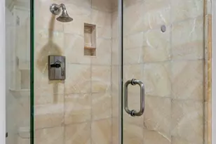 11970 Montana Ave, Los Angeles, CA 90049 - Photo 22