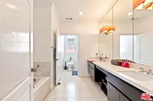 128 N Swall Dr, Los Angeles, CA 90048 - Photo 10