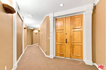 128 N Swall Dr #304, Los Angeles, CA 90048 - Photo 2